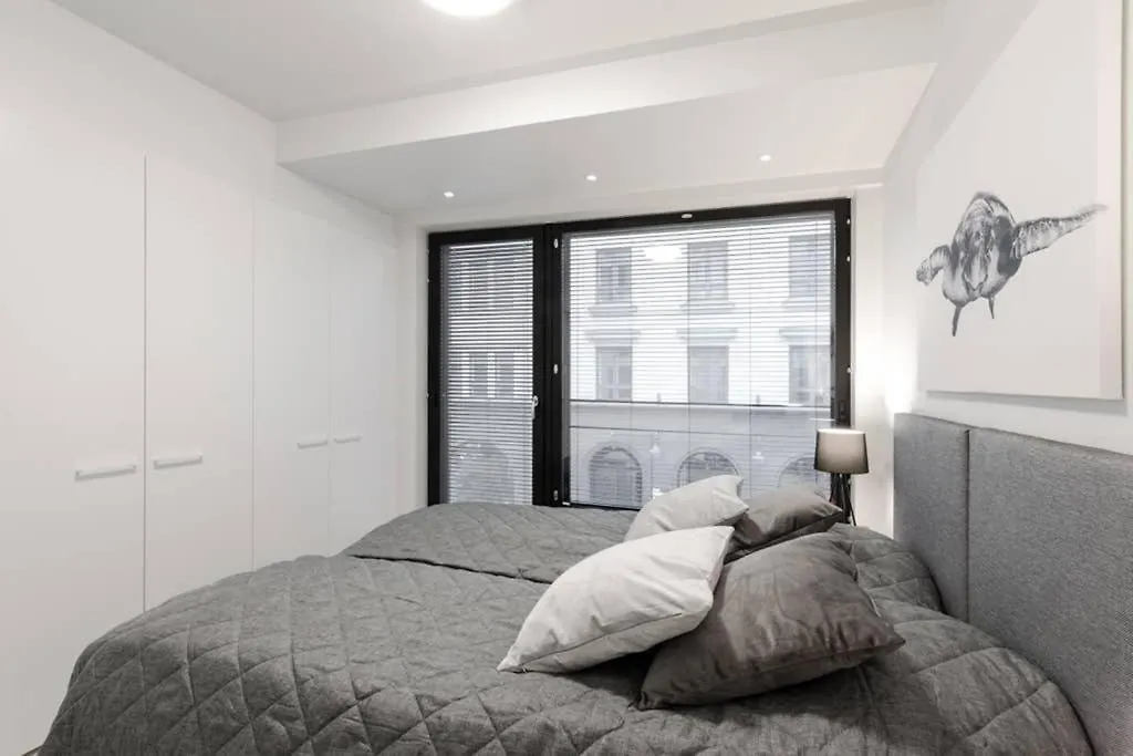 Sleek And Spacious 3 Bedroom Apartment In City Centre Helsinki Finland