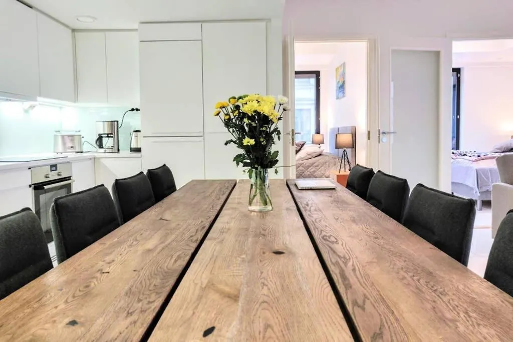 Sleek And Spacious 3 Bedroom Apartment In City Centre Helsinki 0*,  Finland